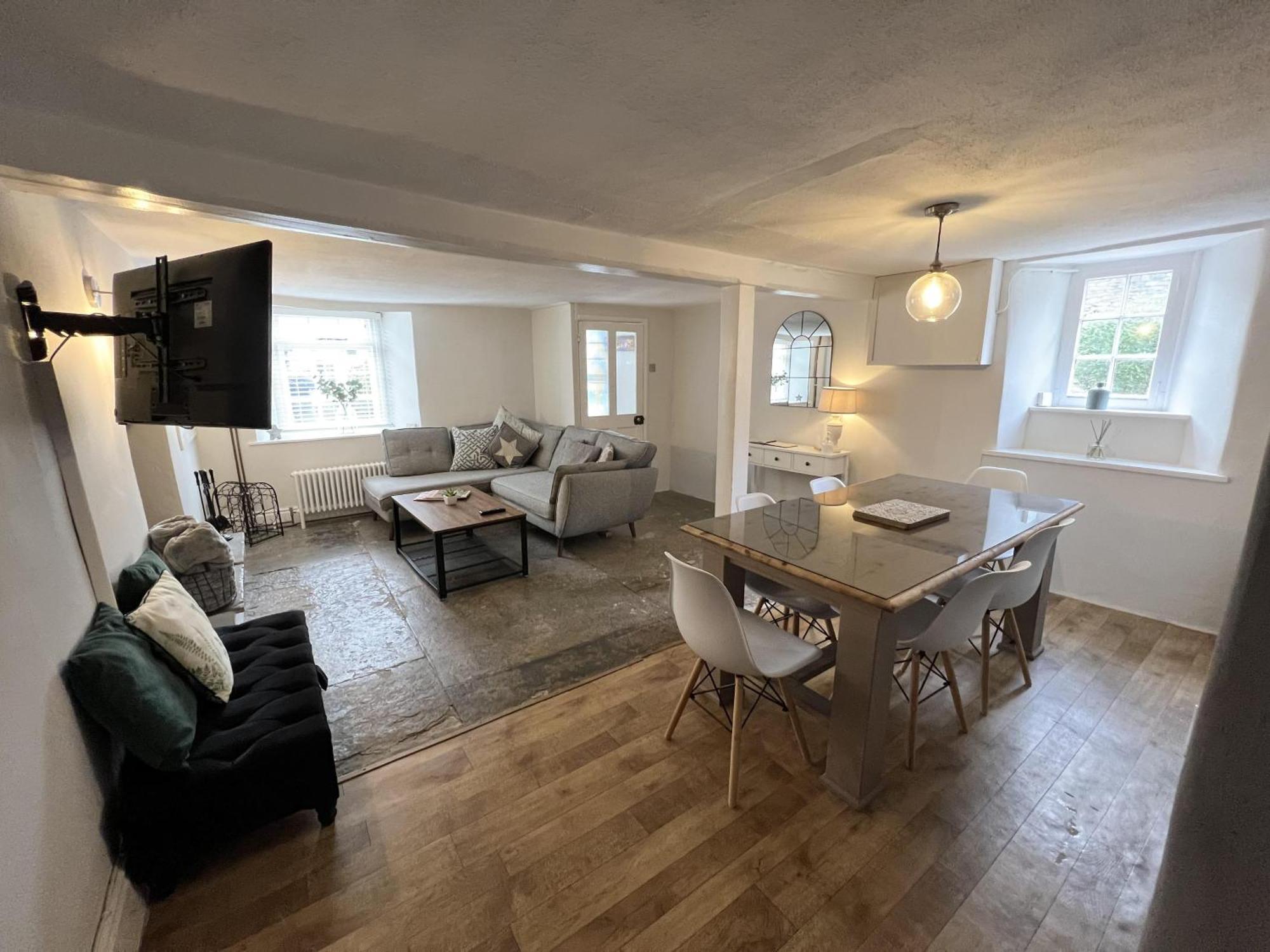 Cosy Two Bedrooom Cottage Set In A Dorset Village Стерминстер-Ньютон Экстерьер фото