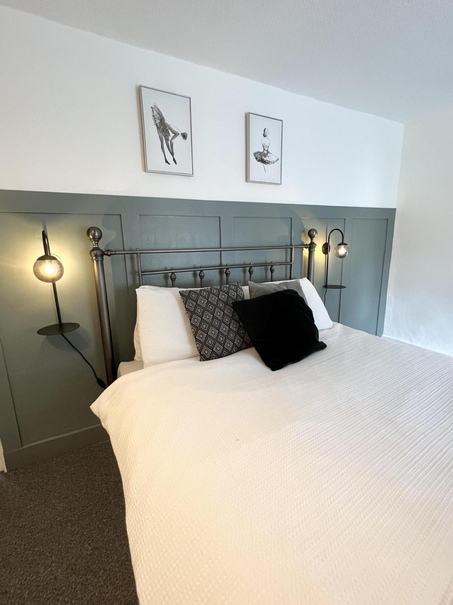 Cosy Two Bedrooom Cottage Set In A Dorset Village Стерминстер-Ньютон Экстерьер фото